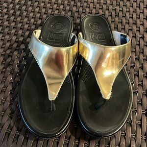 FitFlops Banda gold black slip on sandals size 9